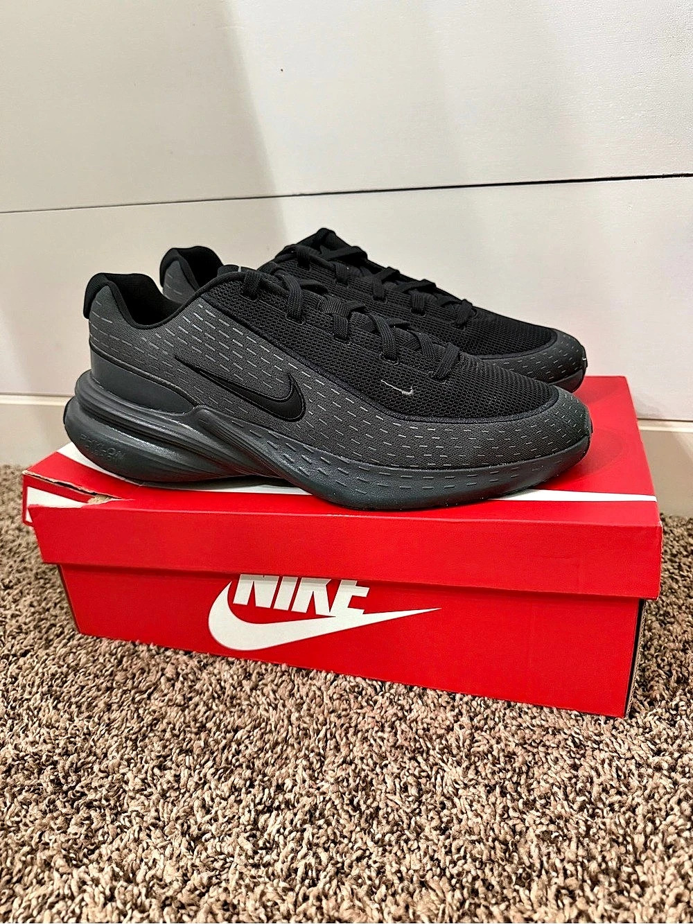 Nike Uplift SC Triple Black Sneakers Men’s Size 13 IB2765-001